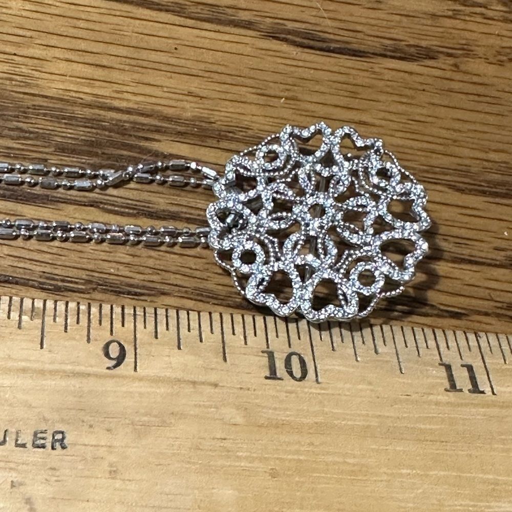 Vintage Brooch/ Pendant Silver Rhinestones & Chain - Picture 9 of 10